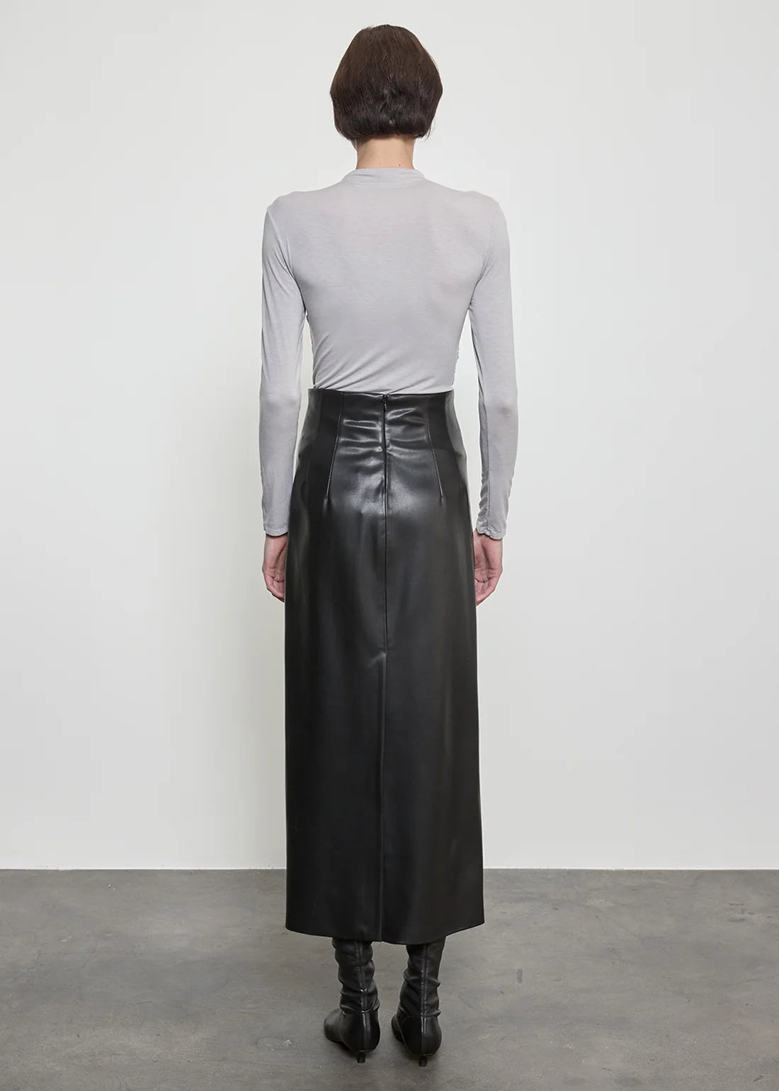 Fluid Viscose Jersey Twist Top