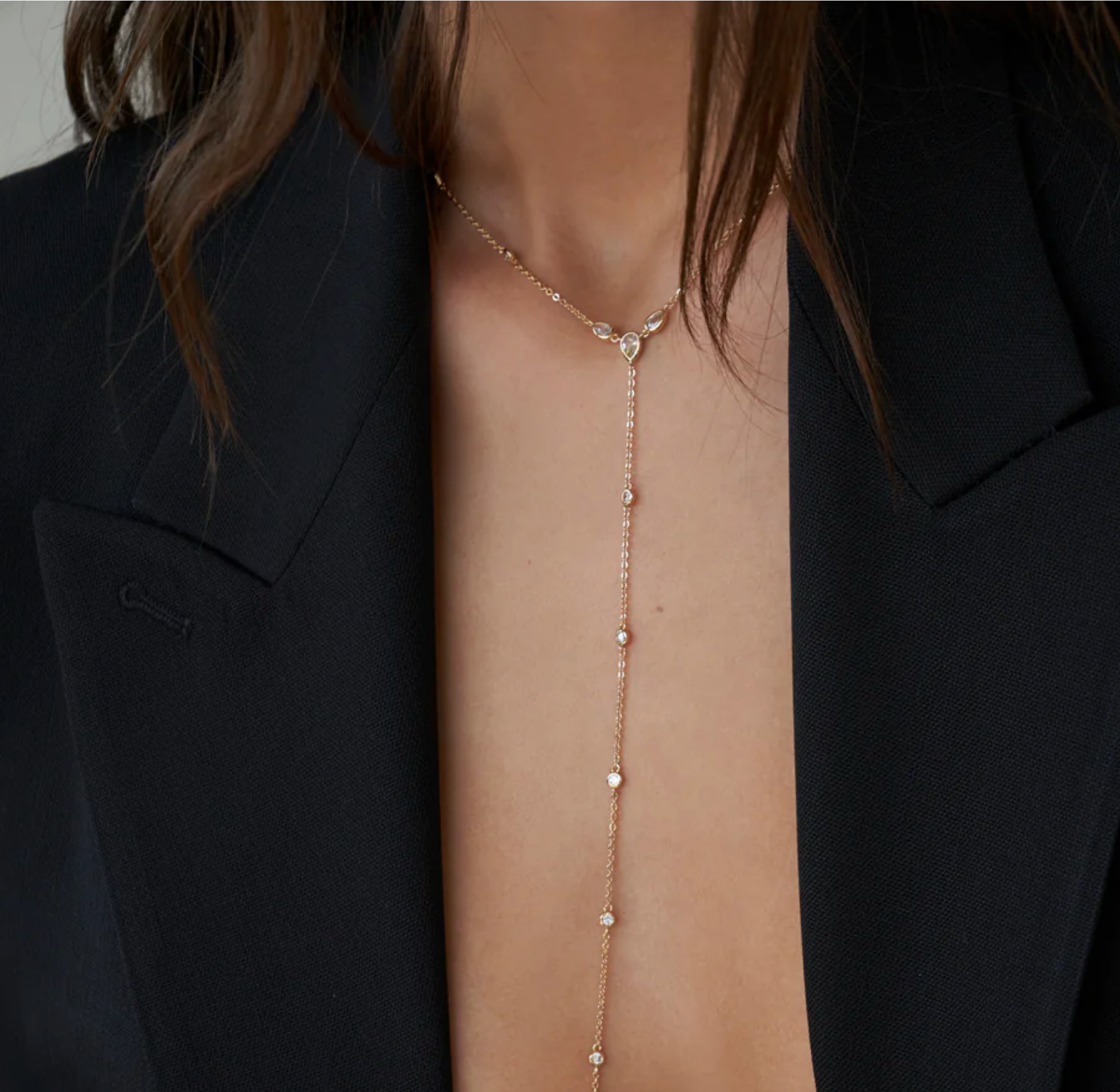Aurora Lariat