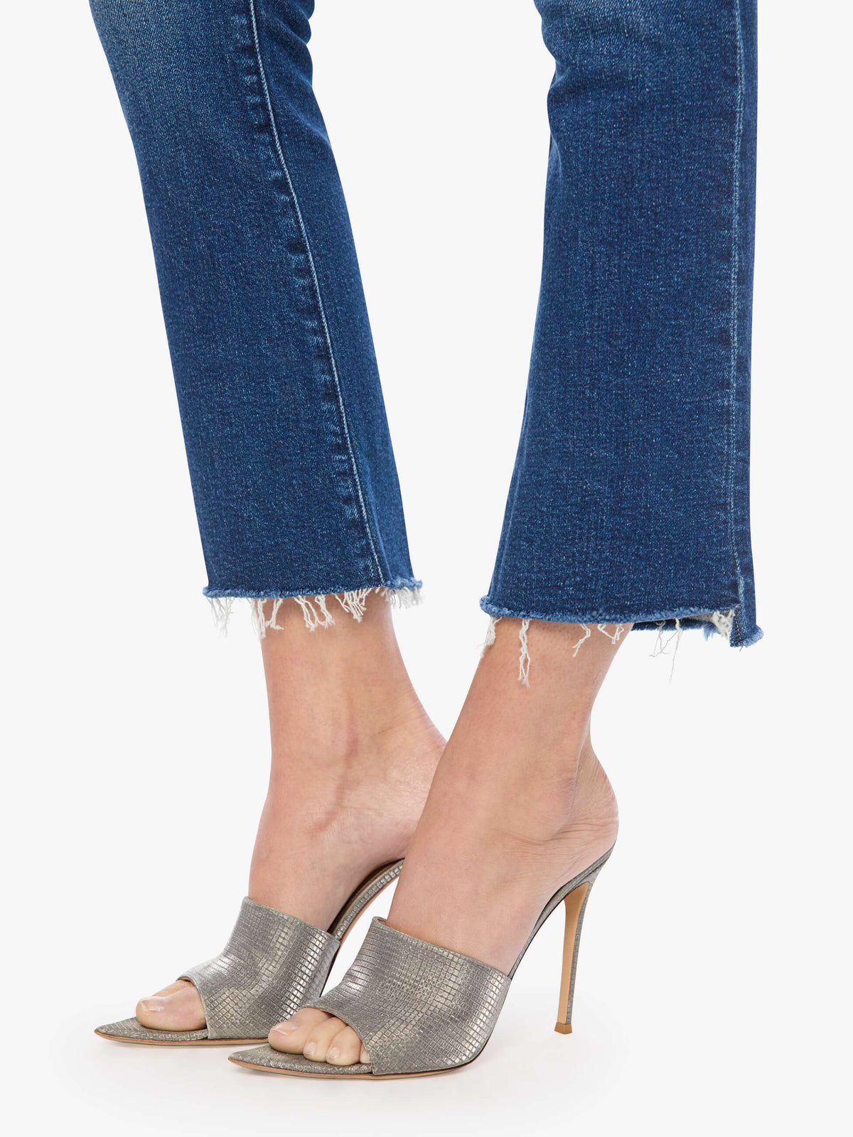 Insider Ankle Step Fray Jean