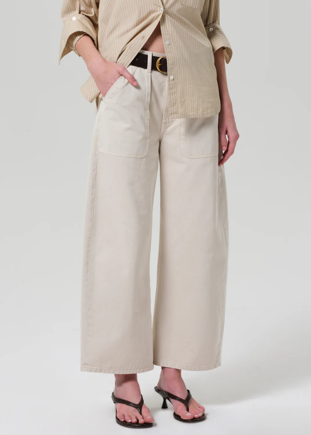 Ayla Cargo Crop