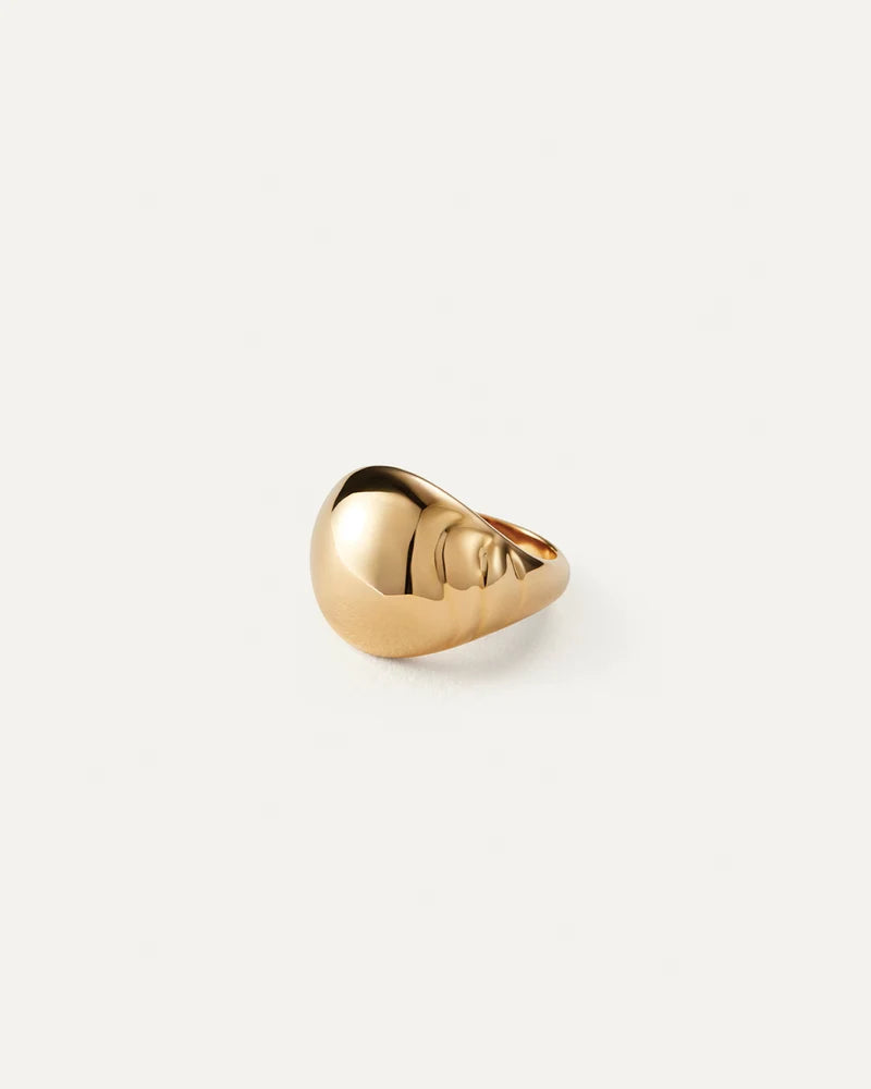 Nelle Ring