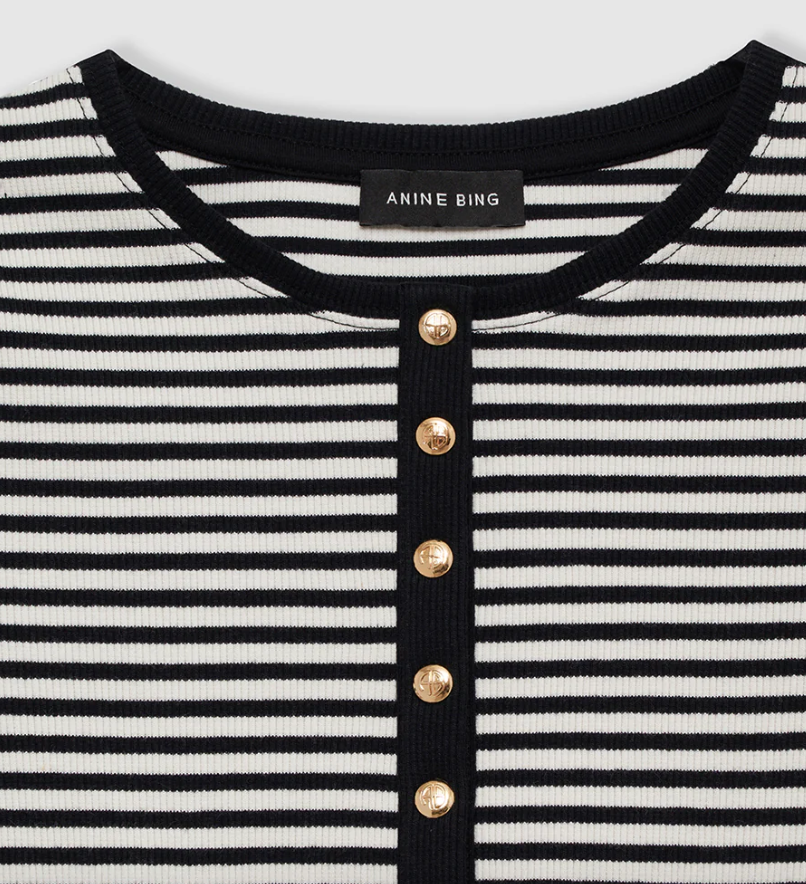 Alessia Tee