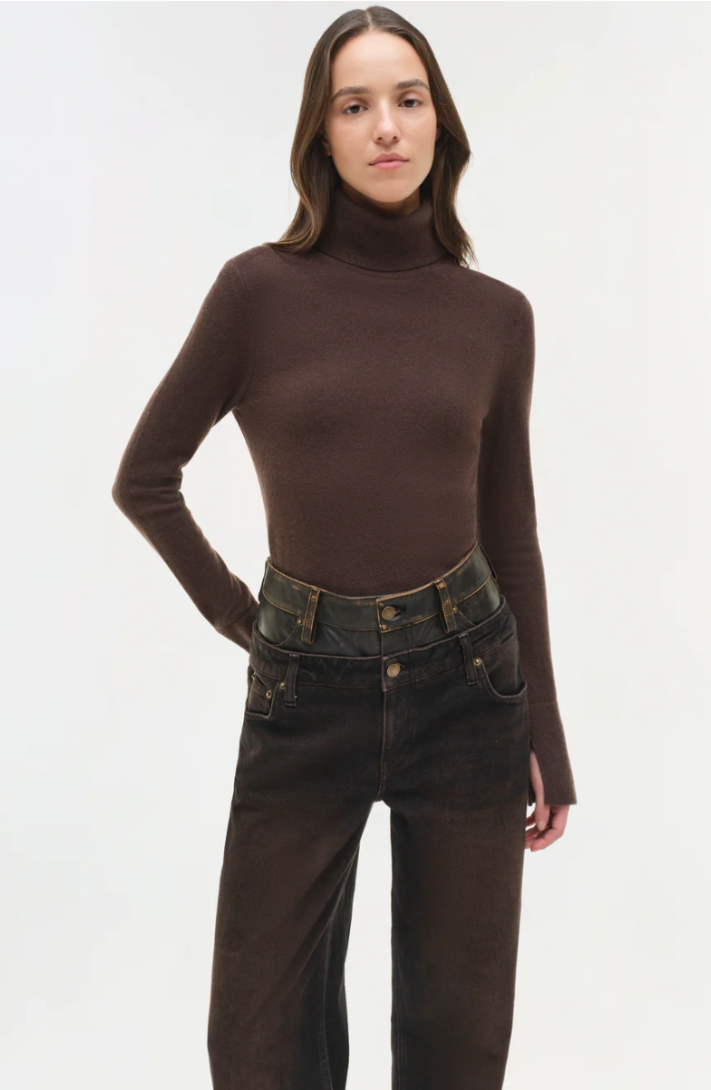 Fenwick Turtleneck